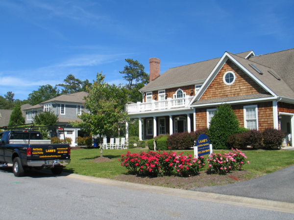 Cedar Home Exterior Cleaning, Softwashing and Restoraton Project - Rehoboth Beach | Lamb's Custom Painting